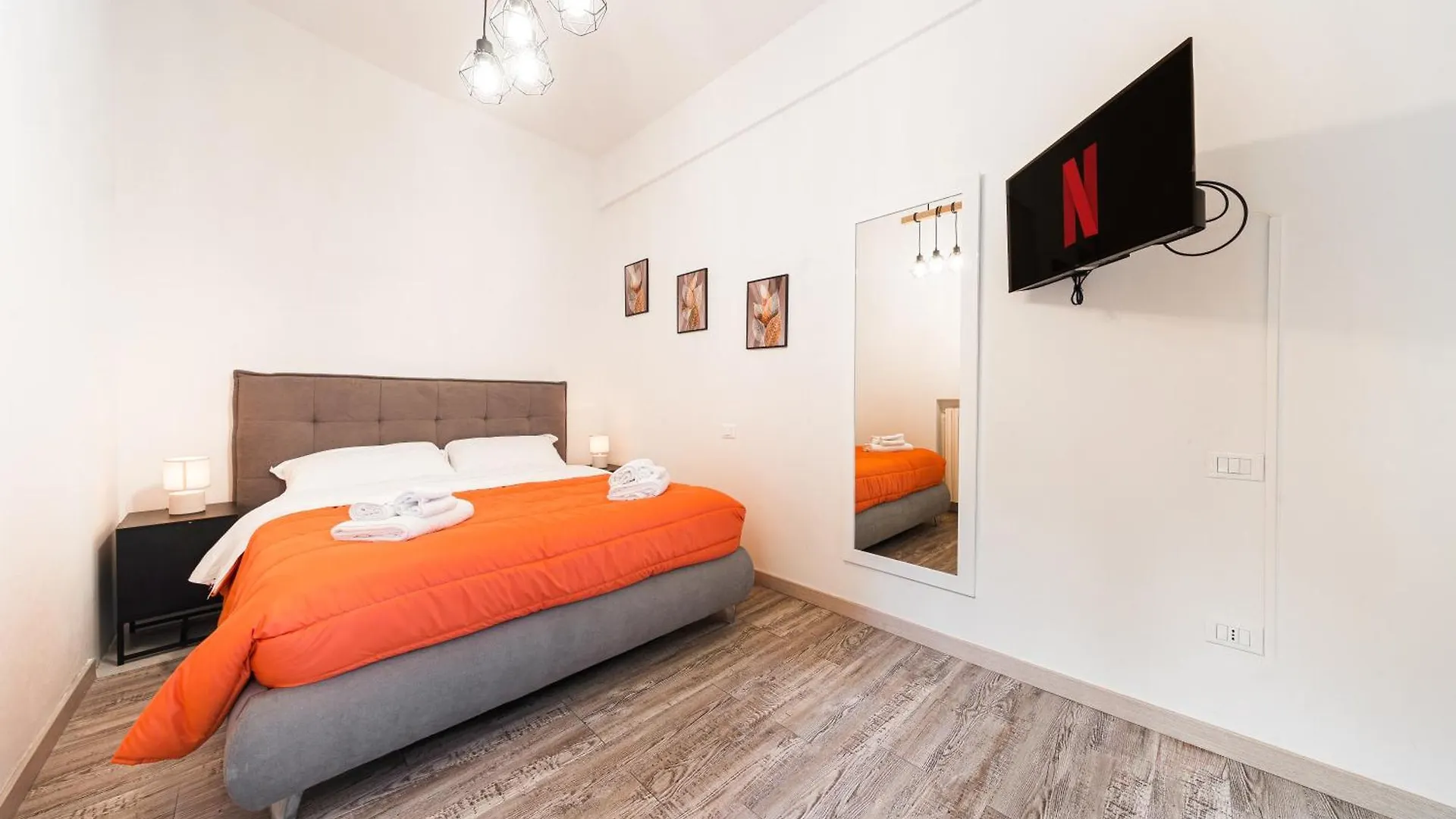 Apartment Diamond Suite Private Garden Bologna Center - Station Italy