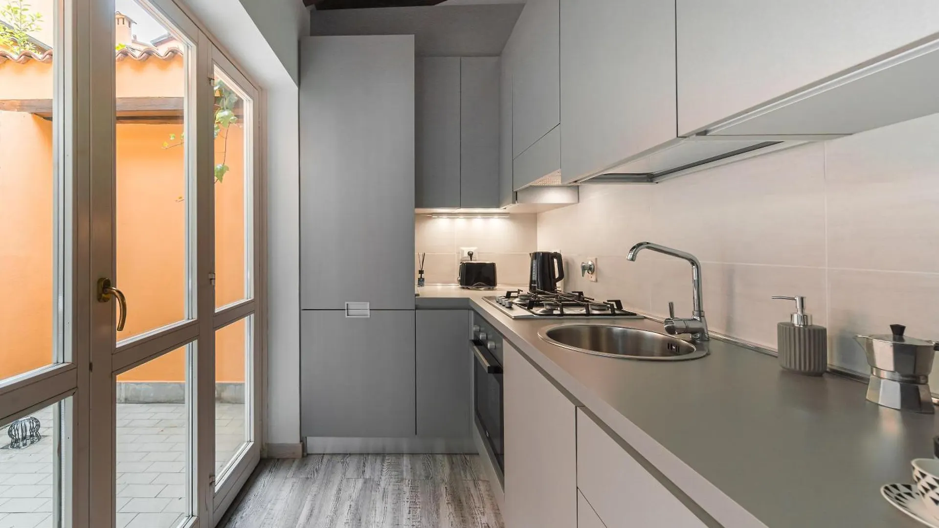 Apartment Diamond Suite Private Garden Bologna Center - Station